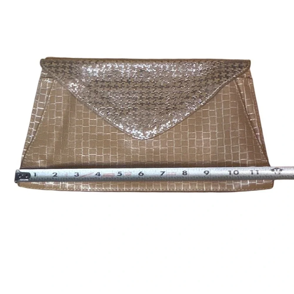 Jasper &‎ Jeera Leather Envelope Clutch Tan Silver Metallic Grid Evening Bag